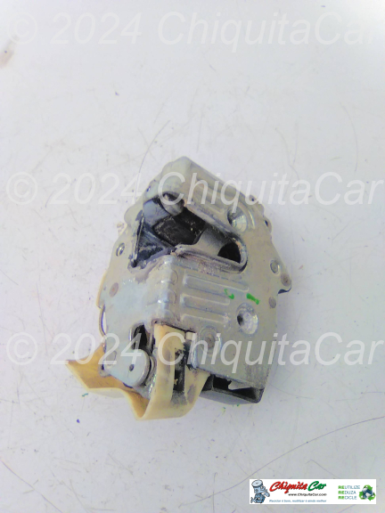 FECHADURA PORTA TRAS ESQ MERCEDES 124