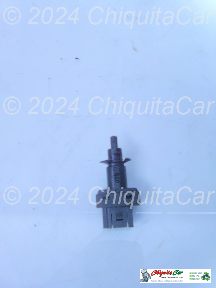 INTERRUPTOR PEDAL EMBRAIAGEM MERCEDES Classe C (202) 