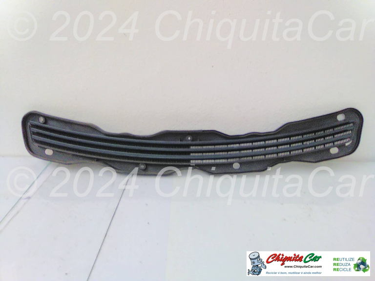 GRADE CAPOT MERCEDES Classe E (210) 