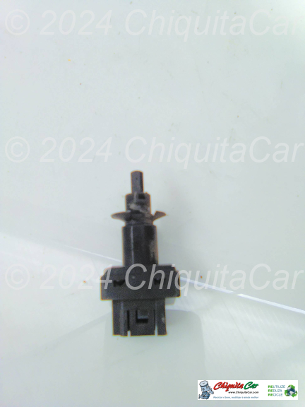 INTERRUPTOR PEDAL EMBRAIAGEM MERCEDES Classe E (210) 