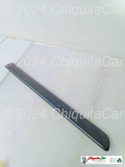 FRISO PORTA TRAS DTO INF  MERCEDES ML (163) 