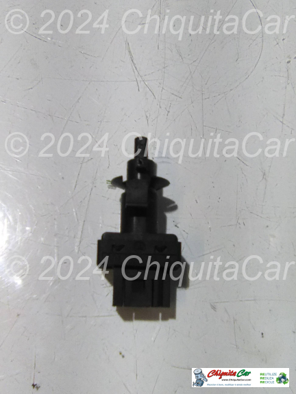 INTERRUPTOR PEDAL EMBRAIAGEM MERCEDES Classe C (202) 