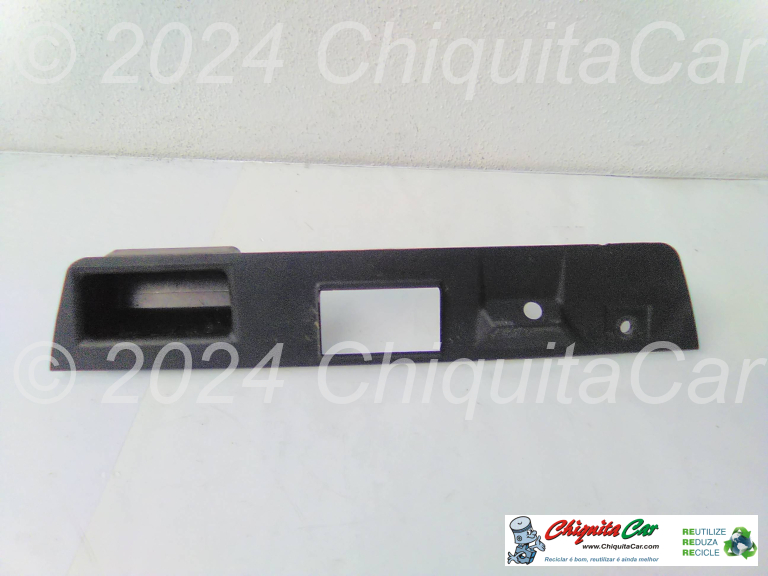 REVESTIMENTO TAMPA MALA INF  MERCEDES Classe C (202) 