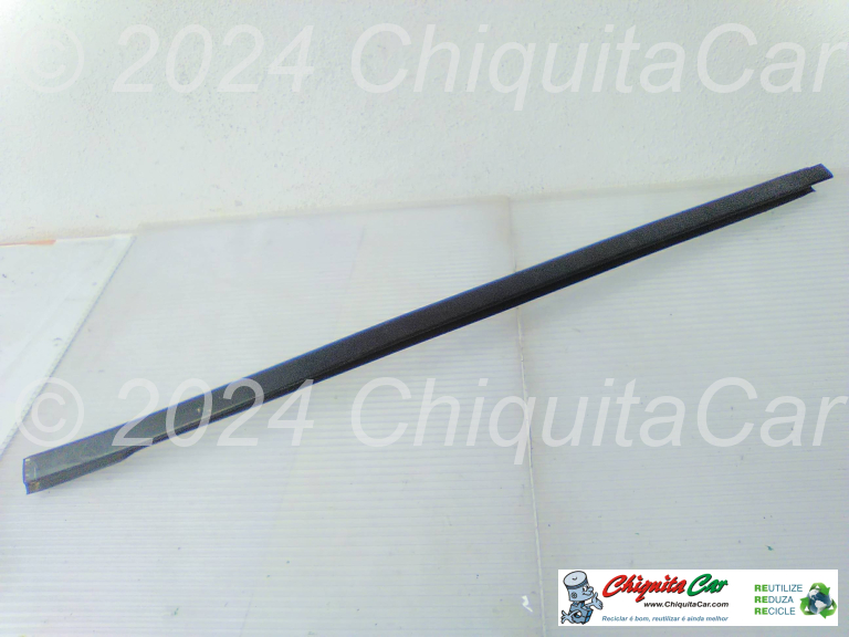 FRISO PARA BRISAS ESQ MERCEDES Classe E (211) 