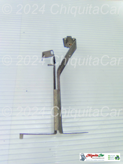 SUPORTE RESGUARDO MOTOR DTO MERCEDES Classe C (204) 