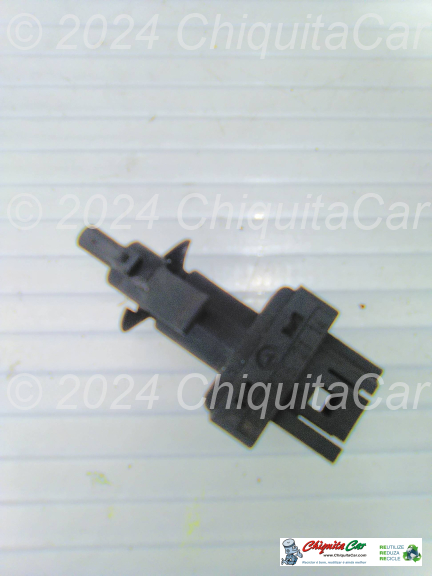 INTERRUPTOR PEDAL EMBRAIAGEM MERCEDES Classe C (202) 