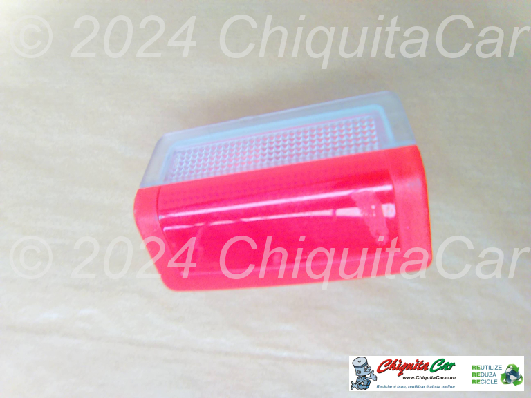 LUZ PORTA MERCEDES Classe E (212) 