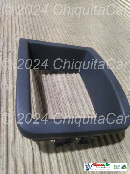 REVESTIMENTO PORTA OBJETOS  MERCEDES VITO (639)  [2003-Presente]