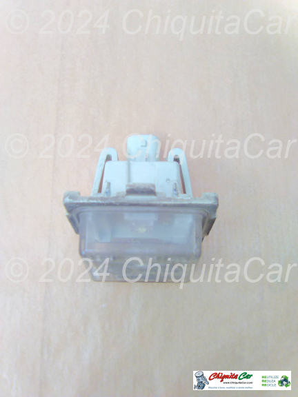 LUZ MATRICULA MERCEDES Classe C (204) 