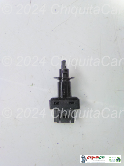 INTERRUPTOR PEDAL EMBRAIAGEM MERCEDES Classe C (204) 