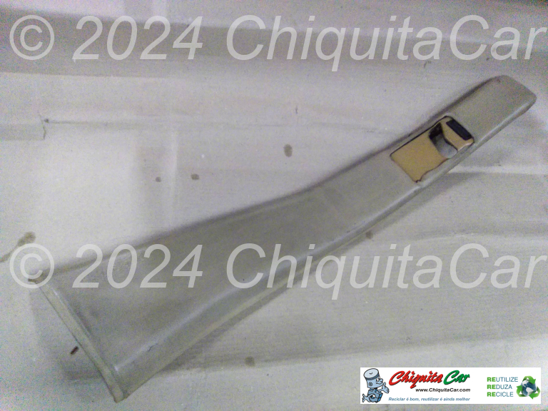 REVESTIMENTO PILAR CENTRAL DTO MERCEDES 124 [1984-1995]