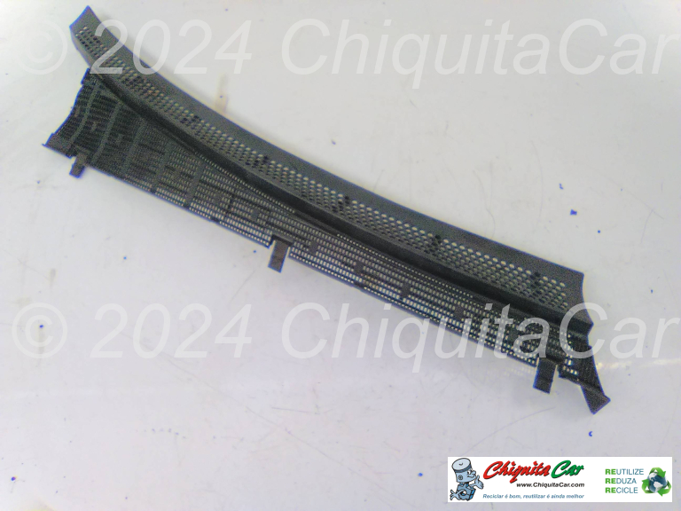 GRADE CANAL AR/AGUA DTO MERCEDES Classe C (202) 