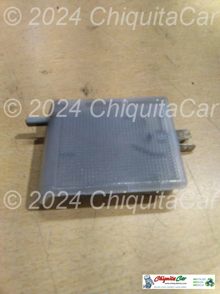 LUZ PORTA LUVAS  MERCEDES 0