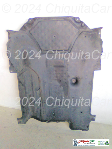 RESGUARDO MOTOR TRAS MERCEDES Classe C (204) 