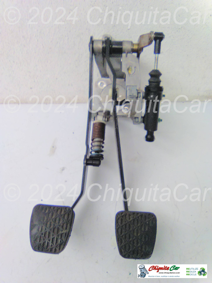 CONJUNTO PEDAIS MERCEDES Classe C (204) 