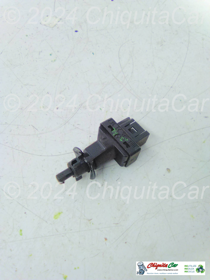 INTERRUPTOR PEDAL EMBRAIAGEM MERCEDES Classe C (202) 