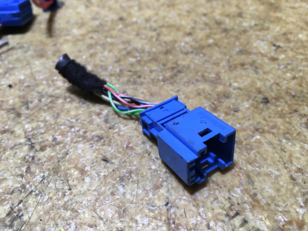 a1685456928-a1685456928-100 A1685456928 100